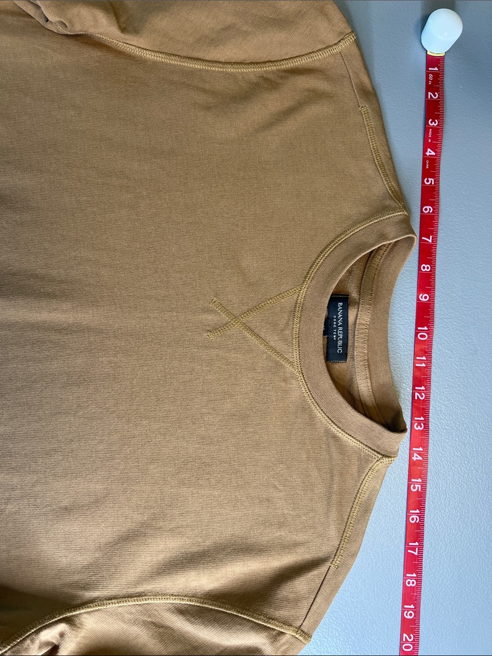 Banana Republic Men's Camel/Tan Crewneck Sweatshirt size M - Picture 8 of 10